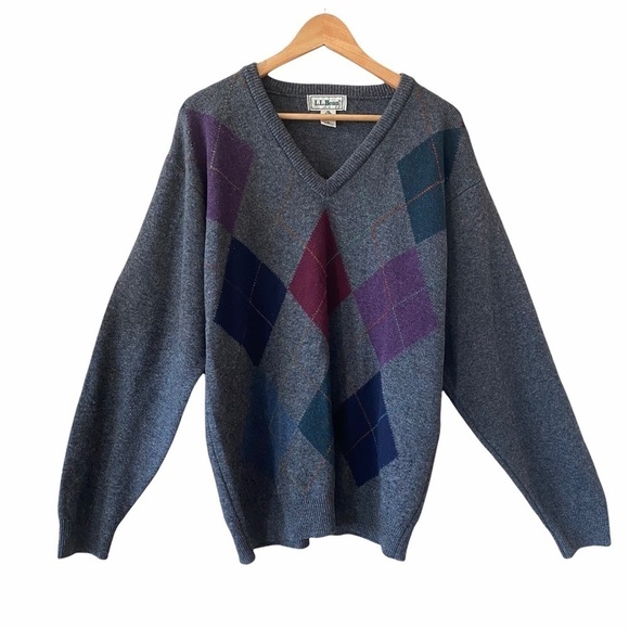 L.L. BEAN * Vintage Mens Argyle V-Neck Wool Charcoal Gray Sweater Size M Tall - Picture 2 of 7